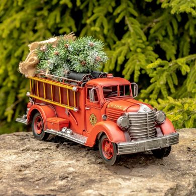 1940's Vintage Style Fire Truck with Christmas Tree