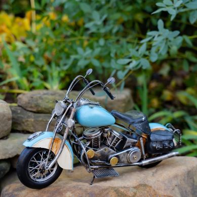 Vintage Style Iron Model Motorcycles (Light Blue)